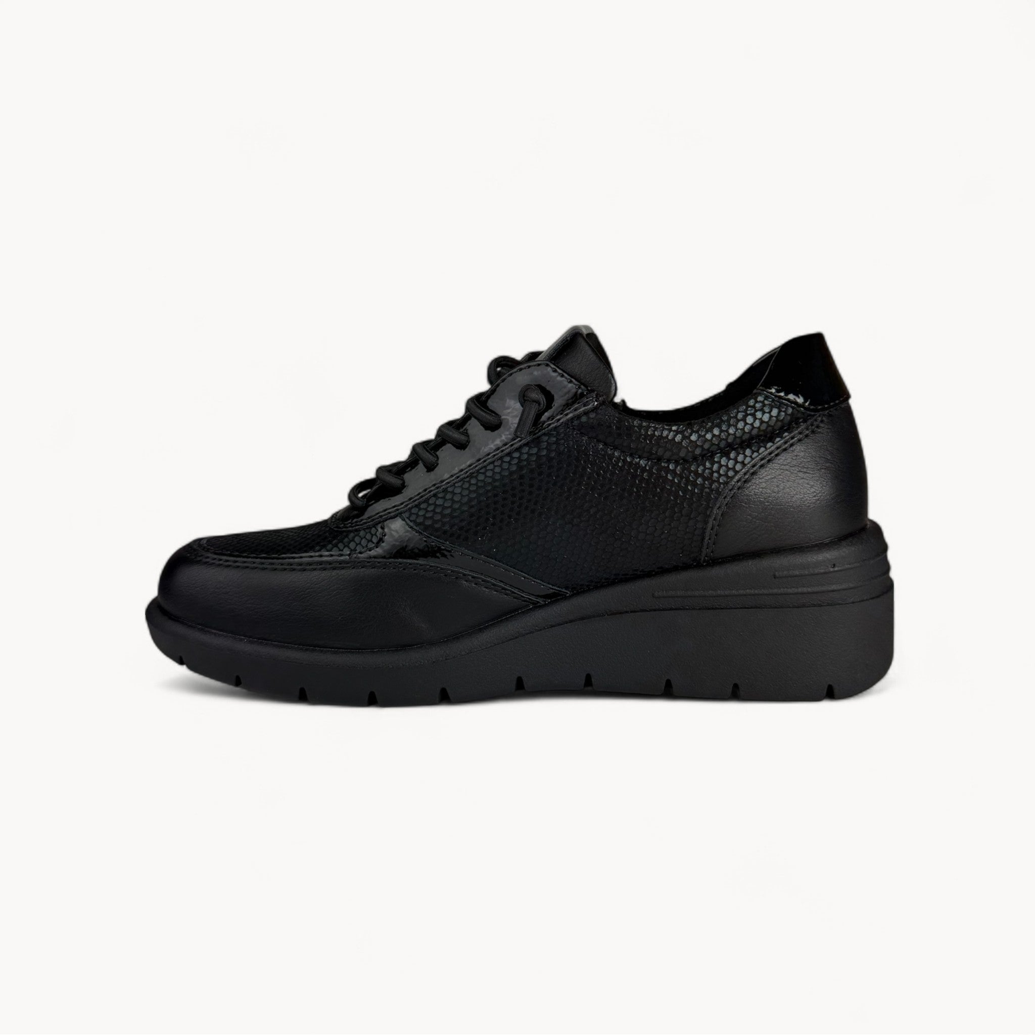 Zapatilla Noir ®